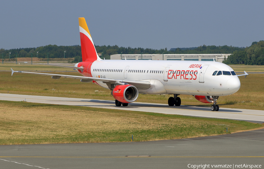 Iberia Express Airbus A321-211 (EC-JEJ) | Photo 246358