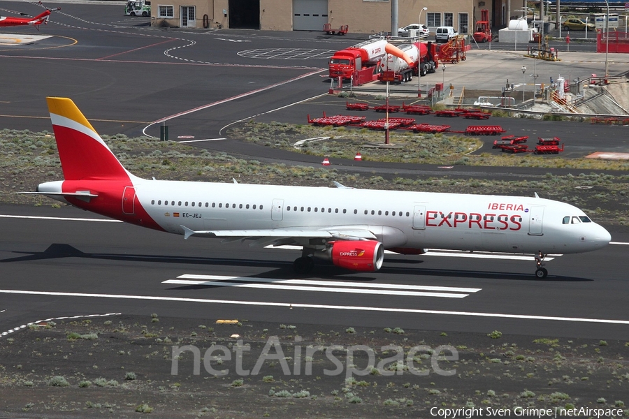 Iberia Express Airbus A321-211 (EC-JEJ) | Photo 314303