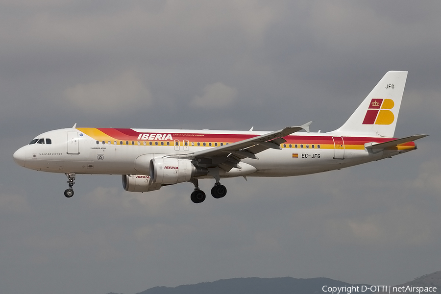 Iberia Airbus A320-214 (EC-JFG) | Photo 166386