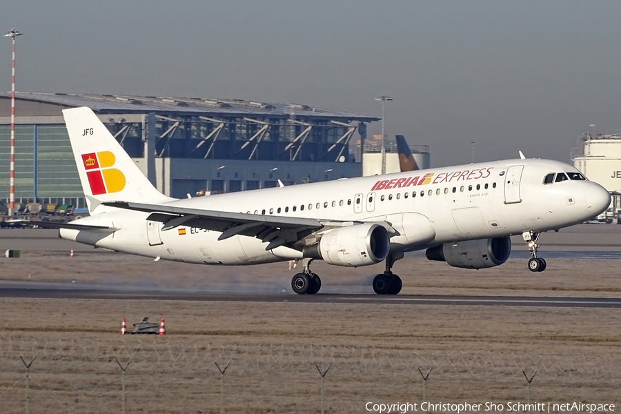 Iberia Express Airbus A320-214 (EC-JFG) | Photo 142819