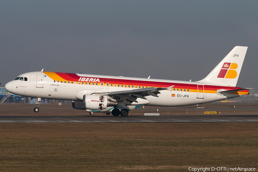 Iberia Airbus A320-214 (EC-JFH) | Photo 192669