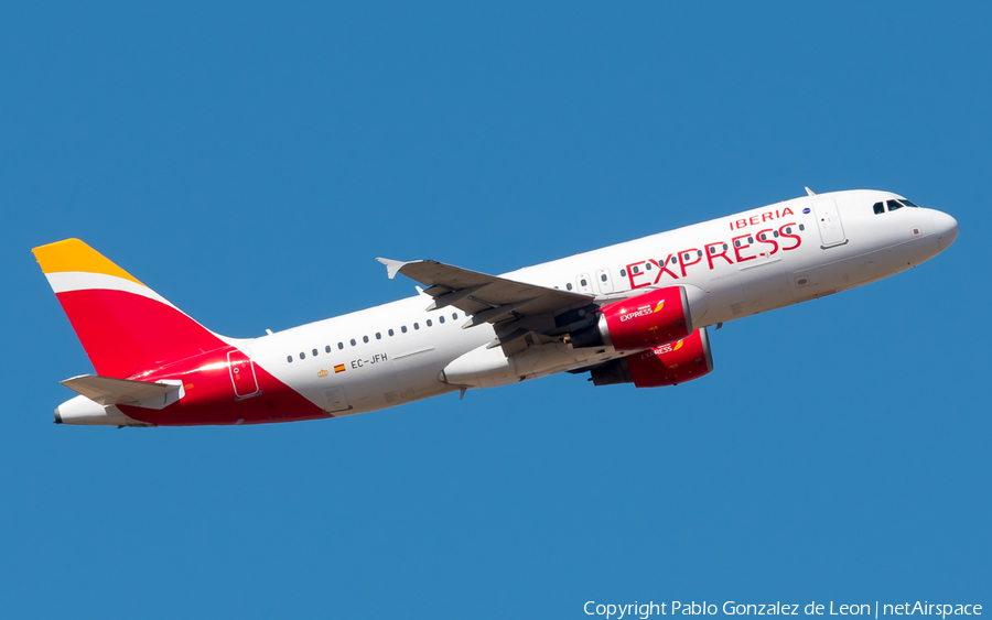 Iberia Express Airbus A320-214 (EC-JFH) | Photo 365936