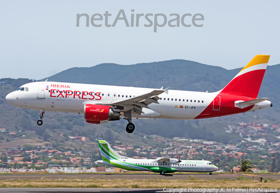 Iberia Express Airbus A320-214 (EC-JFH) | Photo 395086