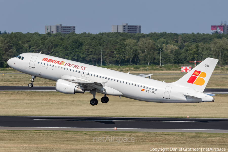 Iberia Express Airbus A320-214 (EC-JFH) | Photo 85292