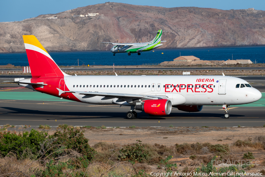 Iberia Airbus A320-214 (EC-JFN) | Photo 657366