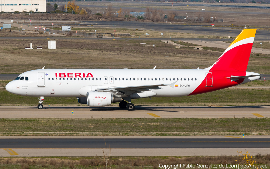 Iberia Airbus A320-214 (EC-JFN) | Photo 339261