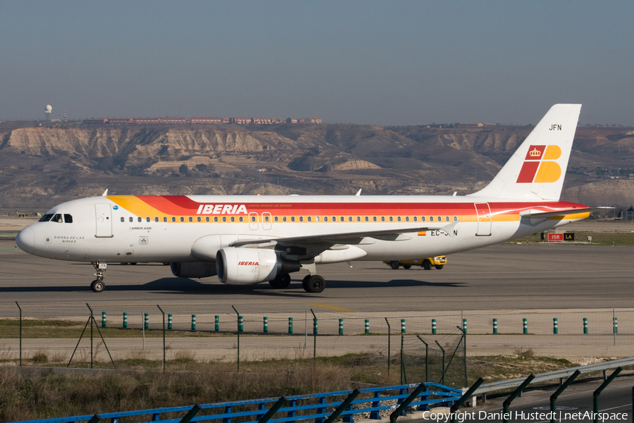 Iberia Airbus A320-214 (EC-JFN) | Photo 544087
