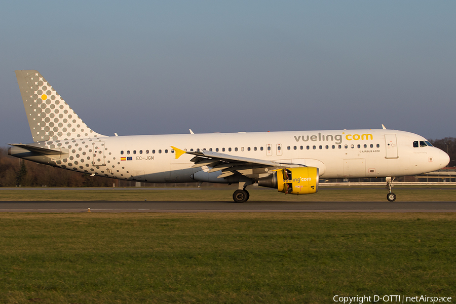 Vueling Airbus A320-214 (EC-JGM) | Photo 211236