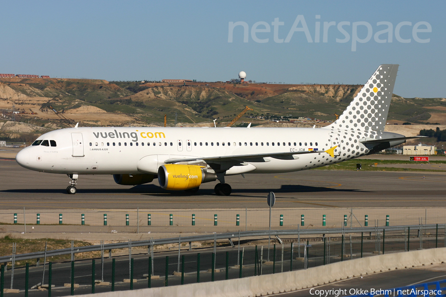 Vueling Airbus A320-214 (EC-JGM) | Photo 71633