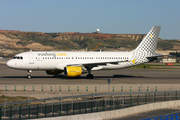 Vueling Airbus A320-214 (EC-JGM) at  Madrid - Barajas, Spain