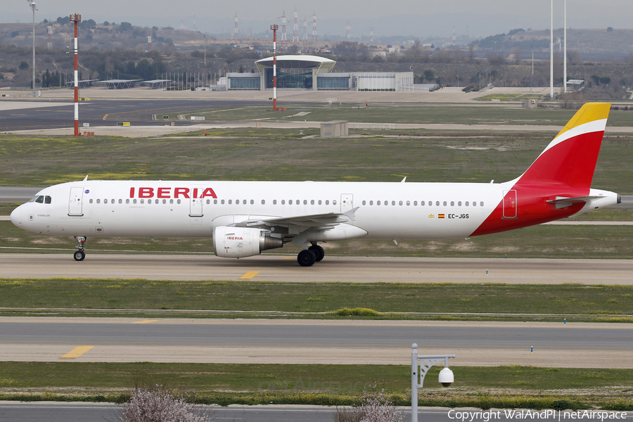 Iberia Airbus A321-211 (EC-JGS) | Photo 669445