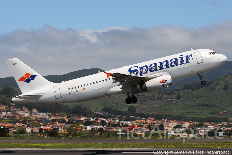 Spanair Airbus A320-232 (EC-JJD) | Photo 282205