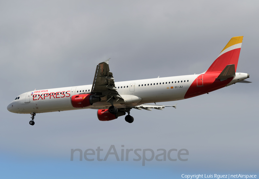 Iberia Express Airbus A321-211 (EC-JLI) | Photo 360434