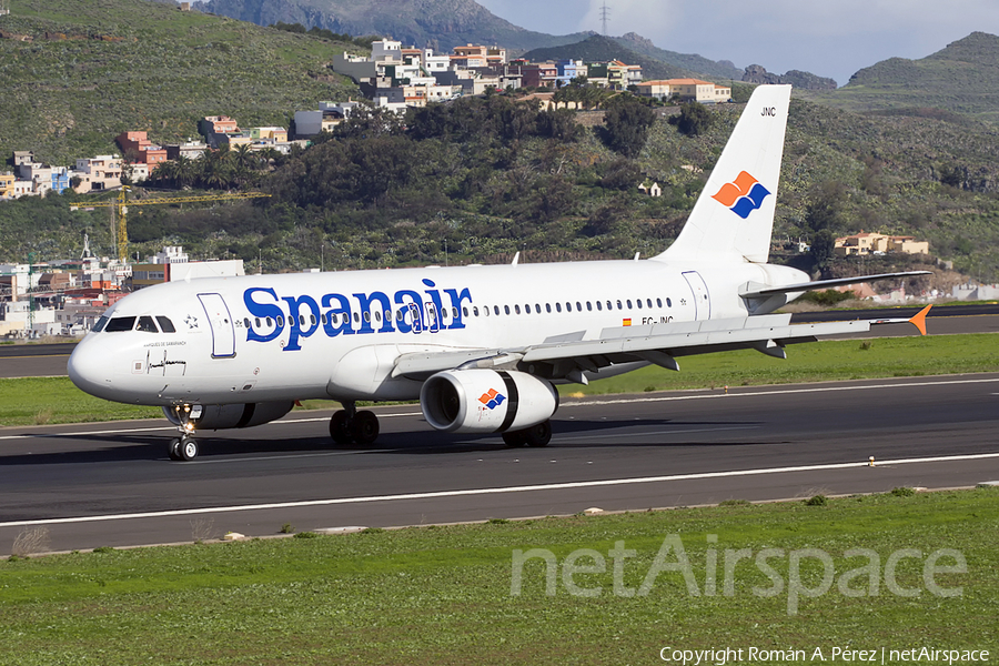 Spanair Airbus A320-232 (EC-JNC) | Photo 281496