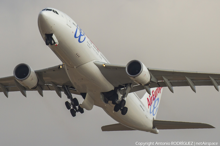 Air Europa Airbus A330-202 (EC-JQQ) | Photo 128355