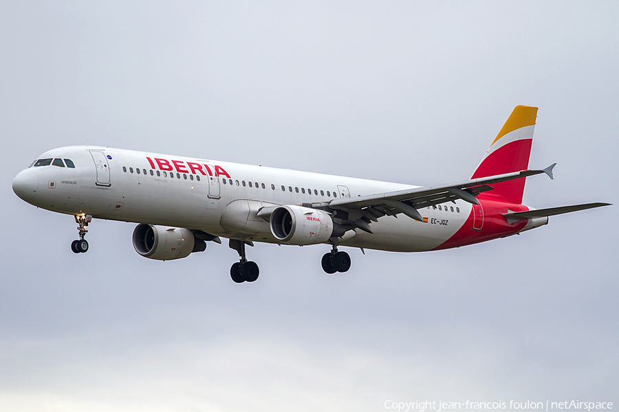 Iberia Airbus A321-211 (EC-JQZ) | Photo 149370