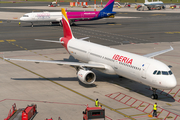 Iberia Airbus A321-211 (EC-JRE) at  Hamburg - Fuhlsbuettel (Helmut Schmidt), Germany