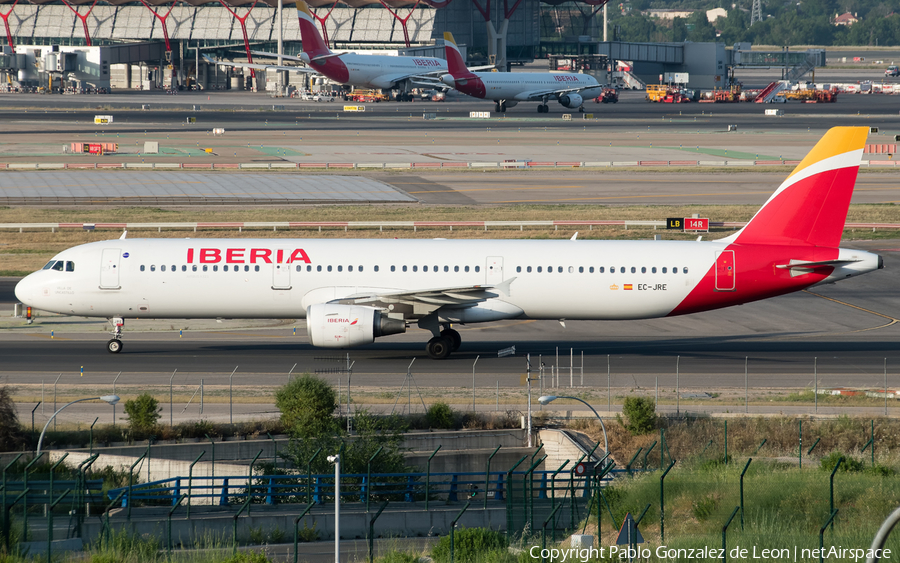 Iberia Airbus A321-211 (EC-JRE) | Photo 339313