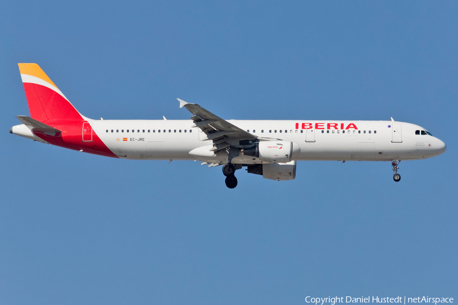 Iberia Airbus A321-211 (EC-JRE) | Photo 635937