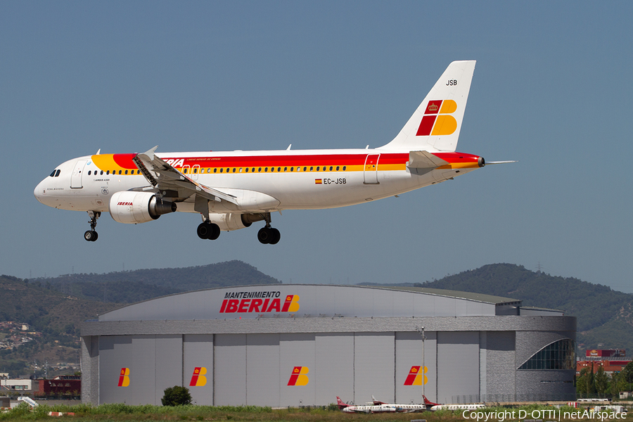 Iberia Airbus A320-214 (EC-JSB) | Photo 368247