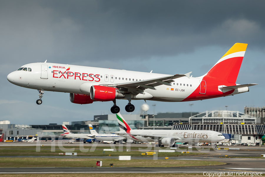 Iberia Express Airbus A320-214 (EC-JSK) | Photo 72249