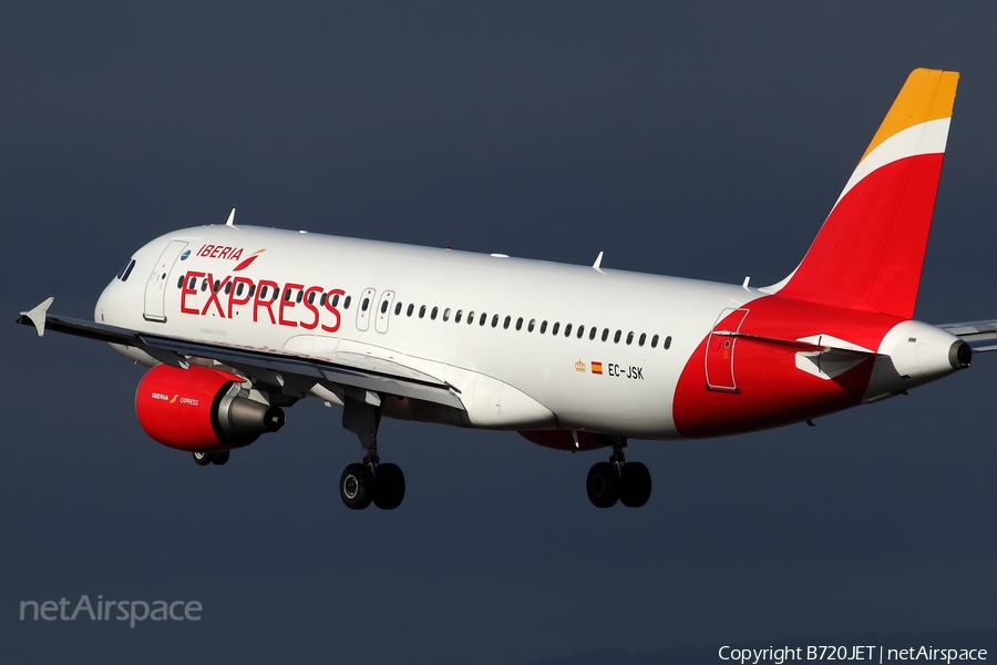 Iberia Express Airbus A320-214 (EC-JSK) | Photo 40090