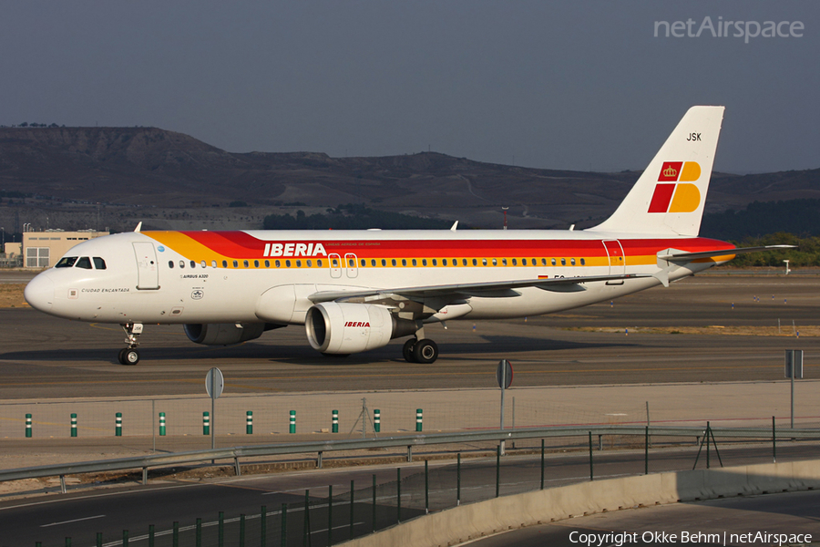 Iberia Express Airbus A320-214 (EC-JSK) | Photo 52053