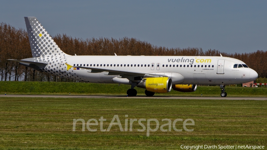 Vueling Airbus A320-214 (EC-JSY) | Photo 235392