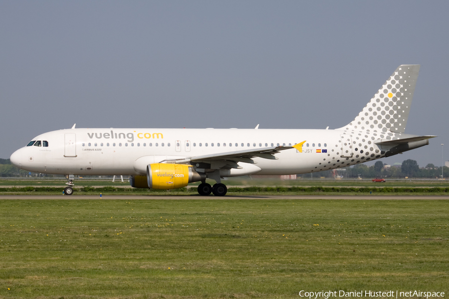 Vueling Airbus A320-214 (EC-JSY) | Photo 550578