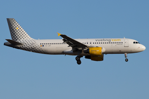 Vueling Airbus A320-214 (EC-JSY) at  Palma De Mallorca - Son San Juan, Spain