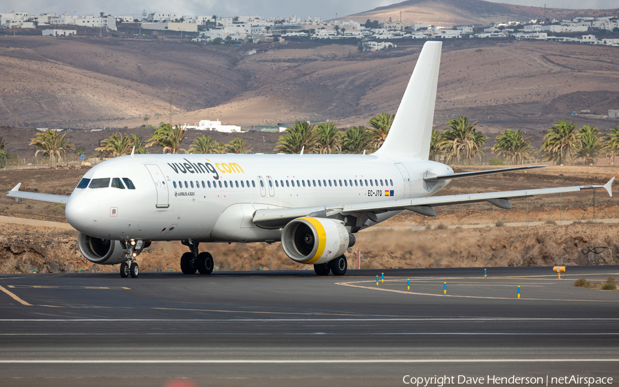 Vueling Airbus A320-214 (EC-JTQ) | Photo 528278