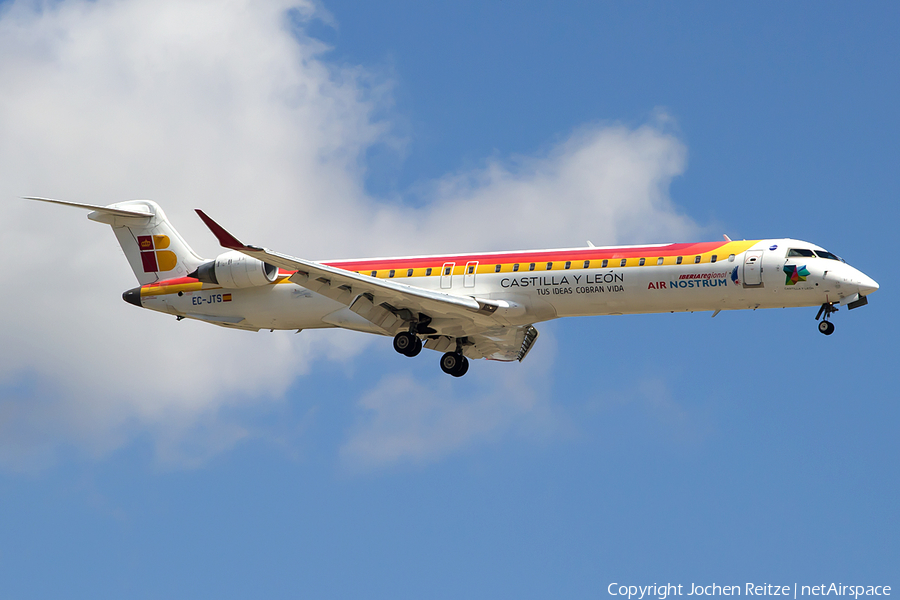 Iberia Regional (Air Nostrum) Bombardier CRJ-900ER (EC-JTS) | Photo 48042