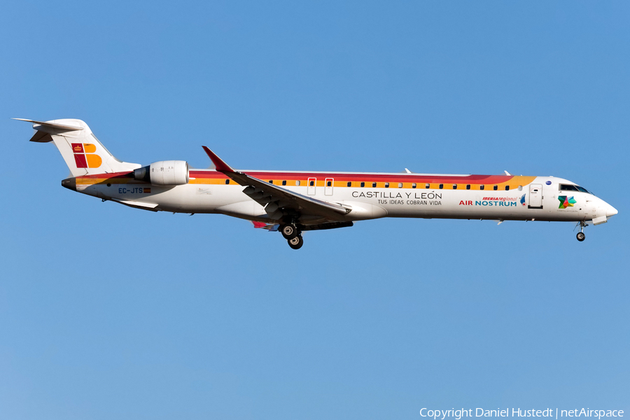 Iberia Regional (Air Nostrum) Bombardier CRJ-900ER (EC-JTS) | Photo 513344