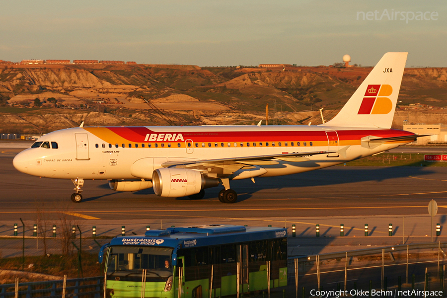 Iberia Airbus A319-111 (EC-JXA) | Photo 44793
