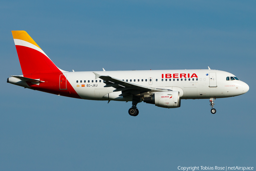 Iberia Airbus A319-111 (EC-JXJ) | Photo 334659