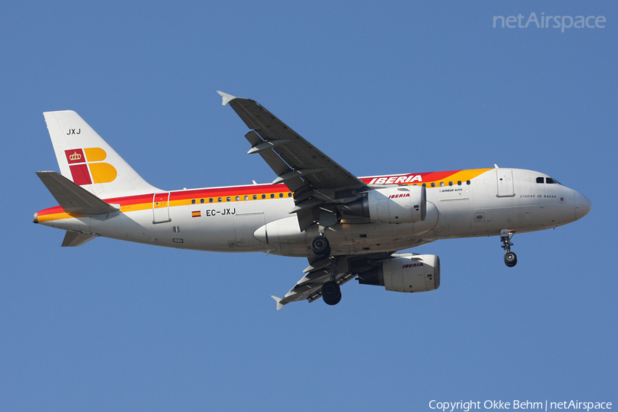 Iberia Airbus A319-111 (EC-JXJ) | Photo 52054