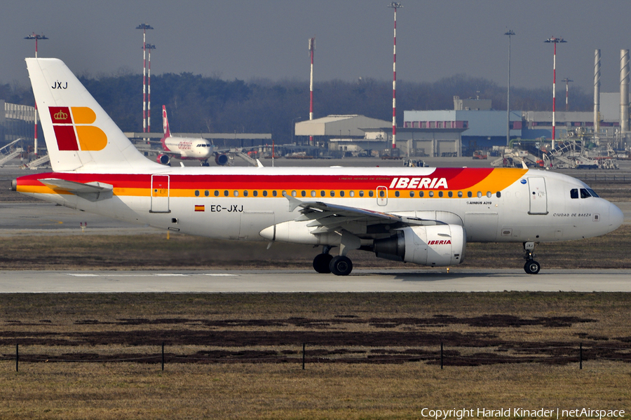 Iberia Airbus A319-111 (EC-JXJ) | Photo 308907