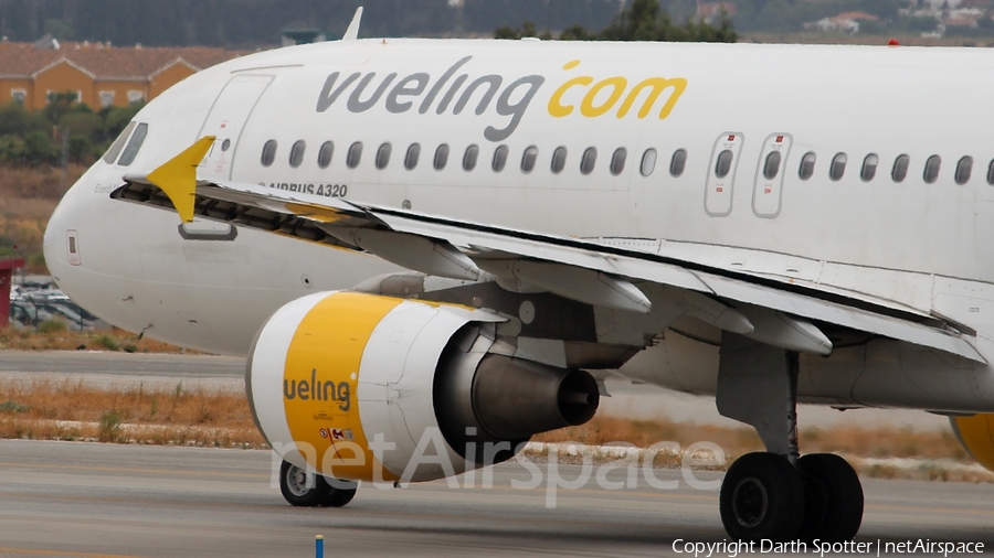 Vueling Airbus A320-214 (EC-JYX) | Photo 212532