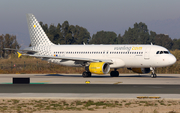 Vueling Airbus A320-214 (EC-JYX) at  Barcelona - El Prat, Spain