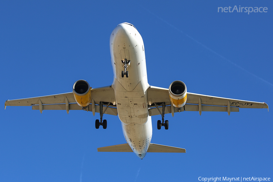 Vueling Airbus A320-214 (EC-JYX) | Photo 408384