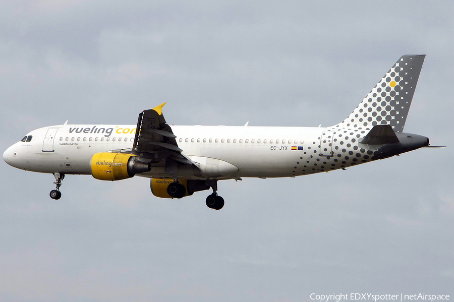 Vueling Airbus A320-214 (EC-JYX) | Photo 280079