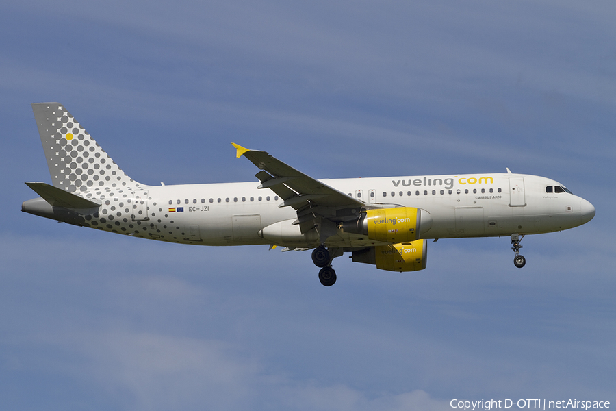 Vueling Airbus A320-214 (EC-JZI) | Photo 388977