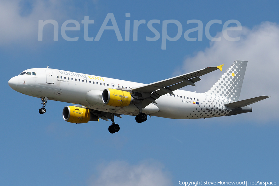 Vueling Airbus A320-214 (EC-JZI) | Photo 174541