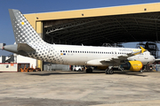 Vueling Airbus A320-214 (EC-JZI) at  Luqa - Malta International, Malta