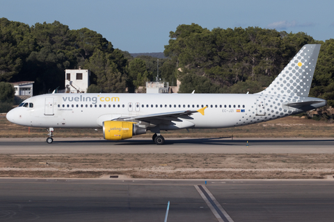 Vueling Airbus A320-214 (EC-JZI) at  Palma De Mallorca - Son San Juan, Spain