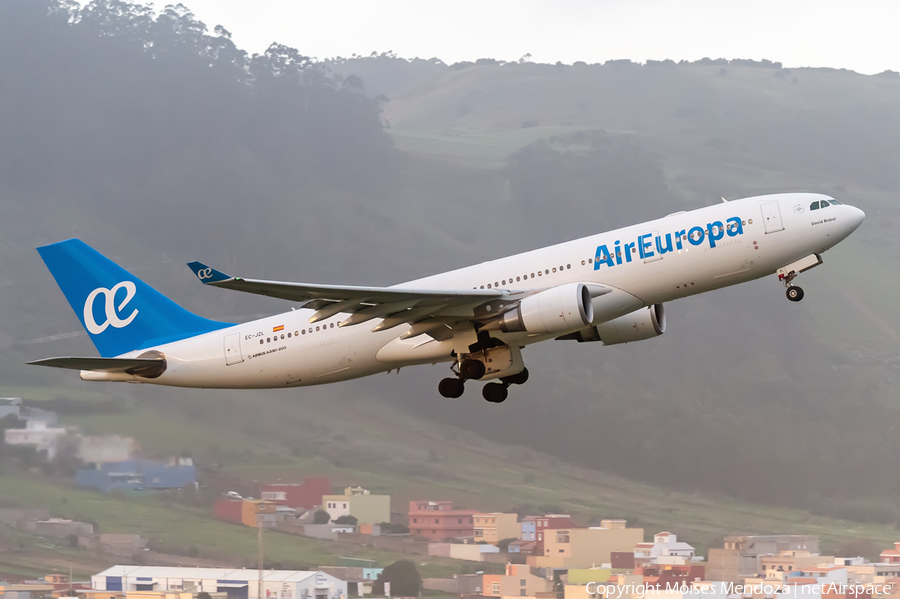 Air Europa Airbus A330-202 (EC-JZL) | Photo 137526