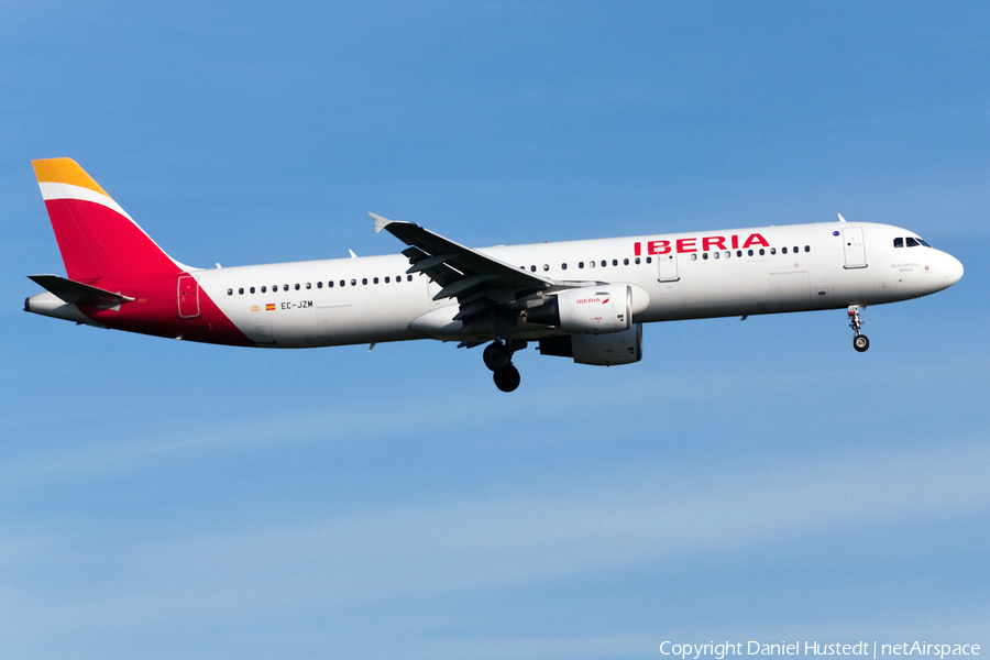 Iberia Airbus A321-212 (EC-JZM) | Photo 483206