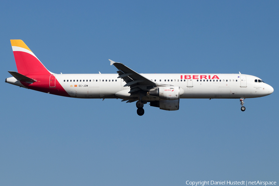 Iberia Airbus A321-212 (EC-JZM) | Photo 506910