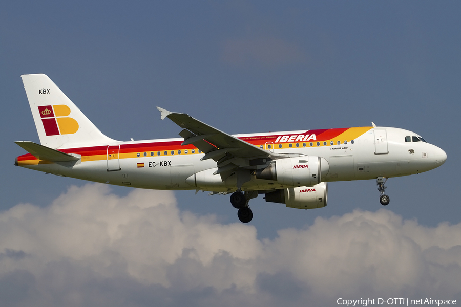 Iberia Airbus A319-111 (EC-KBX) | Photo 410496