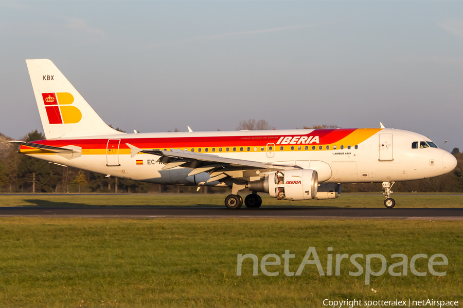 Iberia Airbus A319-111 (EC-KBX) | Photo 130807